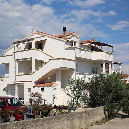 Apartment Lambasa Vodice Buitenkant foto