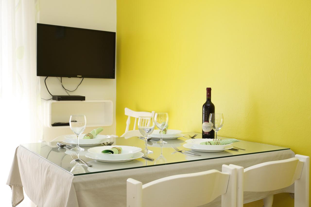 Apartment Lambasa Vodice Buitenkant foto